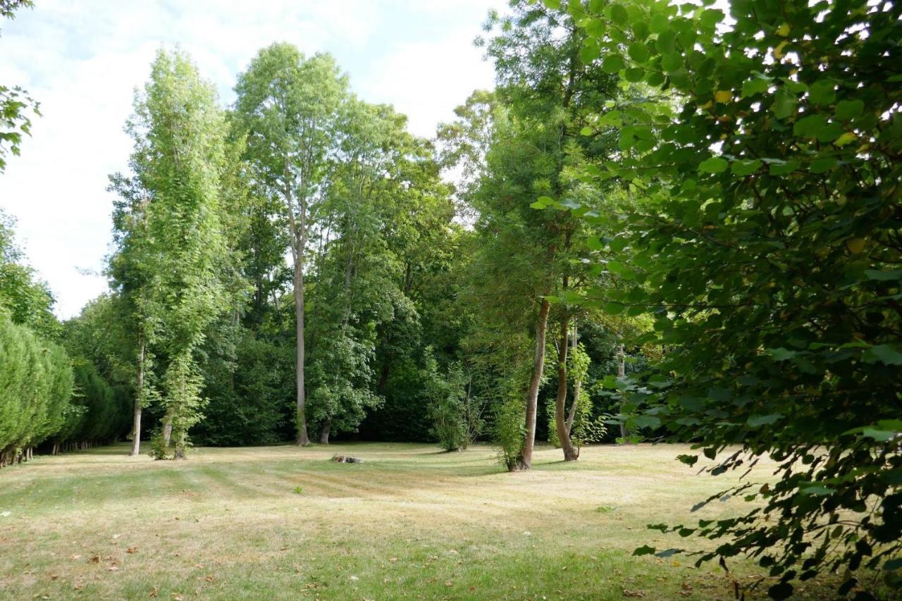 Le Manoir De Louviers Lejlighed Eksteriør billede